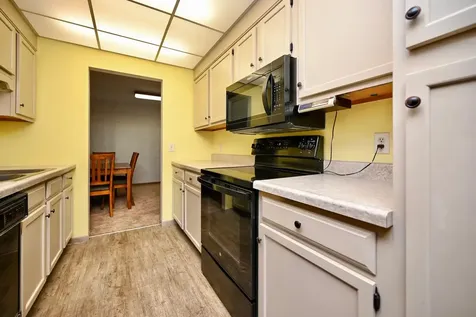 1328B Mcnally Drive Winona MN 55987