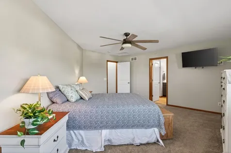 1245 Vernon Drive Carver MN 55315