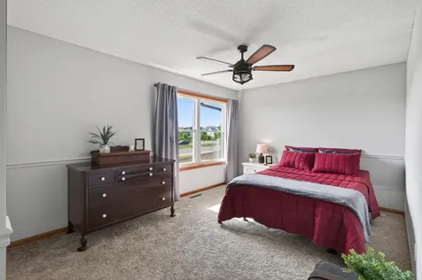 1245 Vernon Drive Carver MN 55315