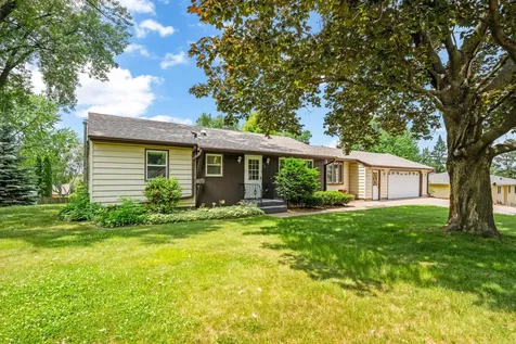 1789 Kennard Street Maplewood MN 55109