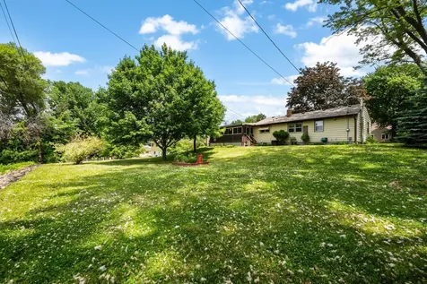 1789 Kennard Street Maplewood MN 55109