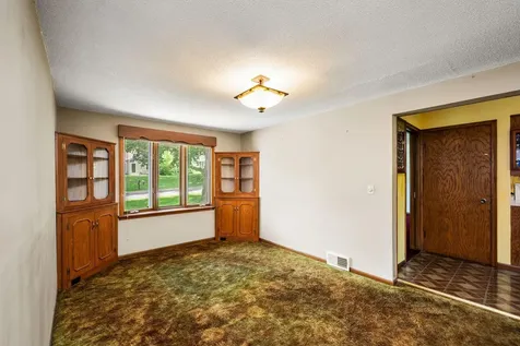 1789 Kennard Street Maplewood MN 55109