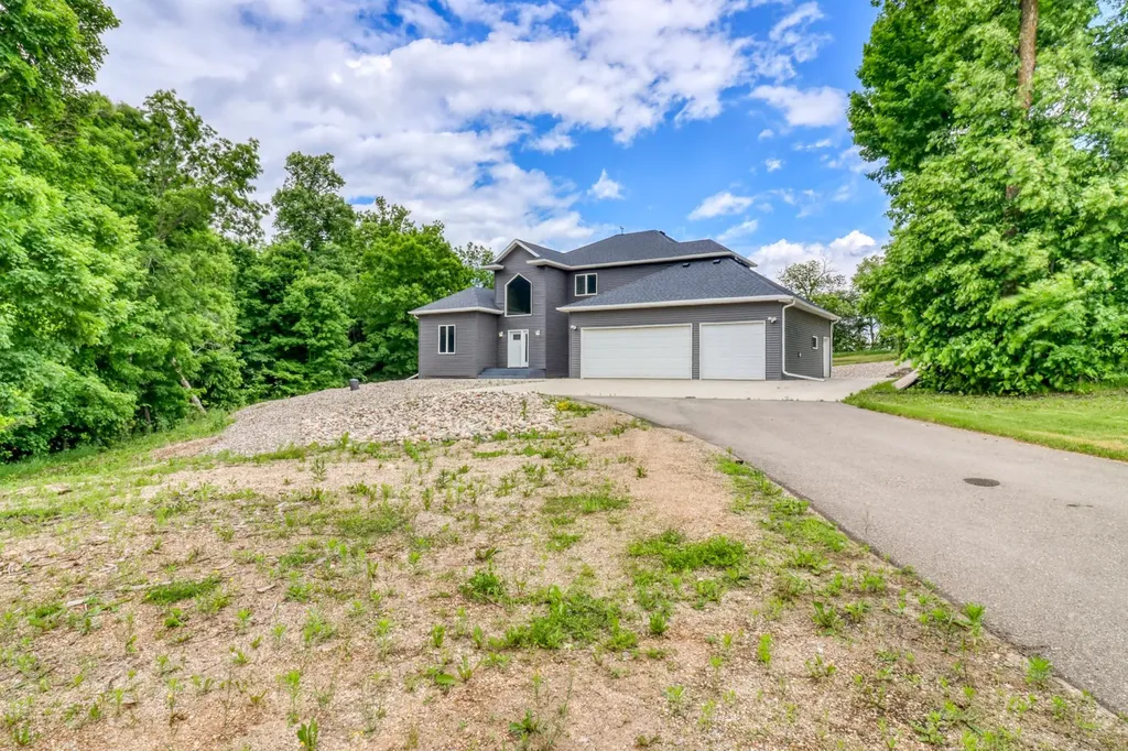 11999 Lake Maud Trail Audubon MN 56511