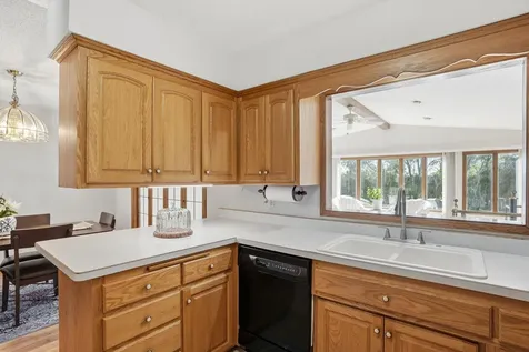 5216 Taylor Street NE Fridley MN 55421