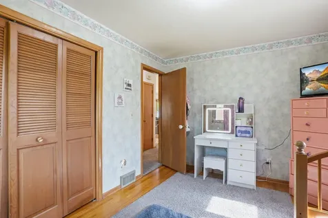 5216 Taylor Street NE Fridley MN 55421