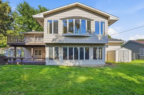 5216 Taylor Street NE Fridley MN 55421