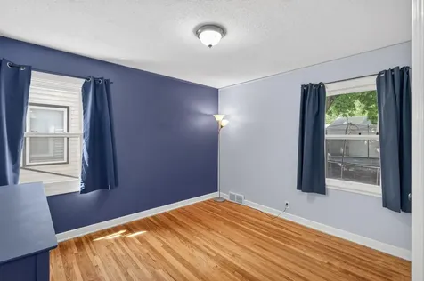 5732 24th Avenue S Minneapolis MN 55417