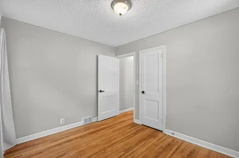 5732 24th Avenue S Minneapolis MN 55417