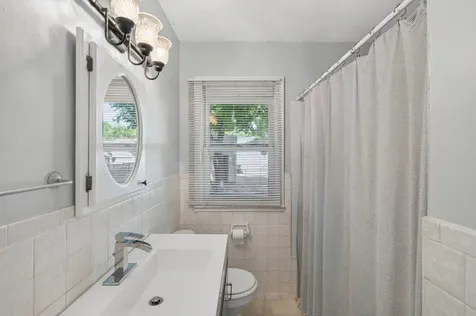 5732 24th Avenue S Minneapolis MN 55417