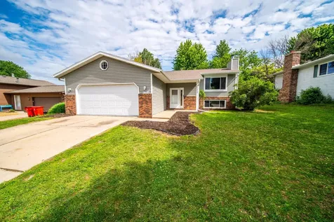 2423 59th St NW Rochester MN 55901