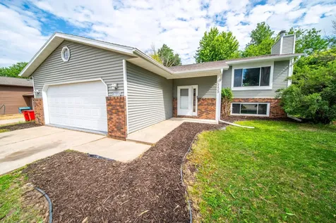 2423 59th St NW Rochester MN 55901