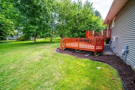 2423 59th St NW Rochester MN 55901