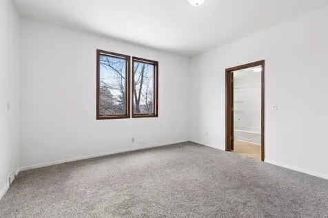 534 Annapolis Street South Saint Paul MN 55075