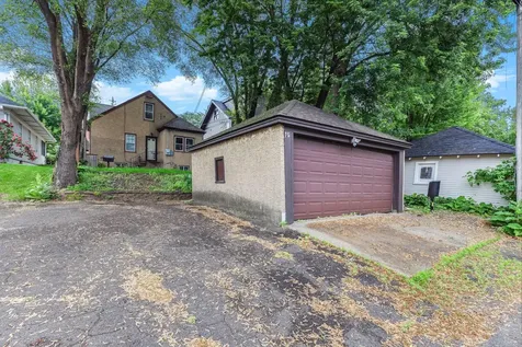 75 Cleveland Avenue S Saint Paul MN 55105
