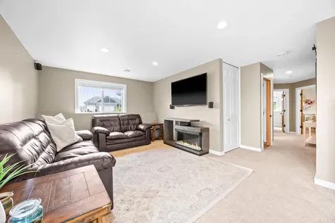 406 Greenway Drive Delano MN 55328