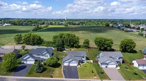 406 Greenway Drive Delano MN 55328