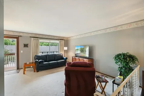 1262 Timbershore Lane Eagan MN 55123