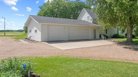2693 225th Avenue Marshall MN 56258