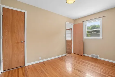 418 20th Avenue N Fargo ND 58102