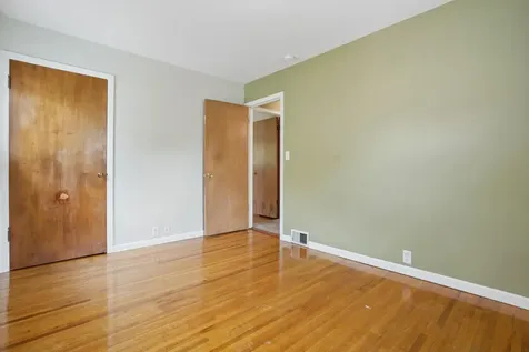 418 20th Avenue N Fargo ND 58102