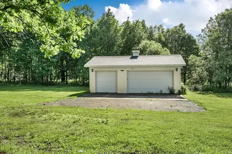 10814 Pioneer Drive SE Milaca MN 56353