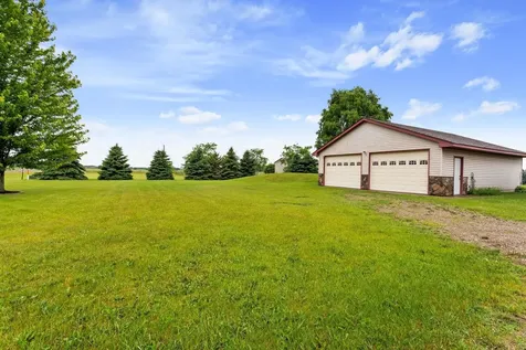 3455 339th Avenue NE Cambridge MN 55008