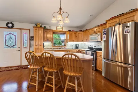 3455 339th Avenue NE Cambridge MN 55008