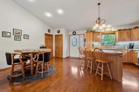 3455 339th Avenue NE Cambridge MN 55008