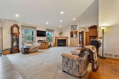 3455 339th Avenue NE Cambridge MN 55008