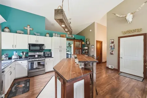 8666 Riverwood Circle N New London MN 56273