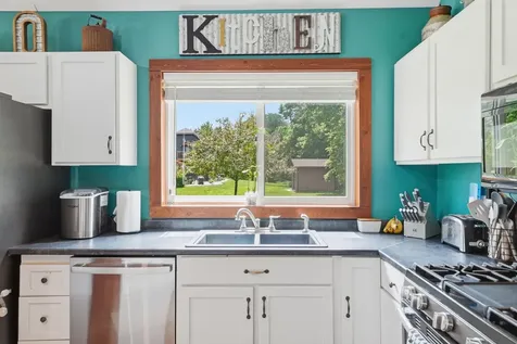 8666 Riverwood Circle N New London MN 56273