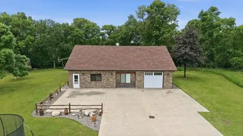 8666 Riverwood Circle N New London MN 56273