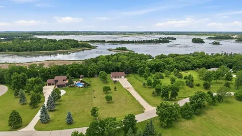 8666 Riverwood Circle N New London MN 56273