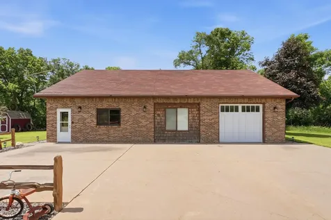 8666 Riverwood Circle N New London MN 56273