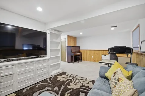 1950 Greenwood Drive Owatonna MN 55060