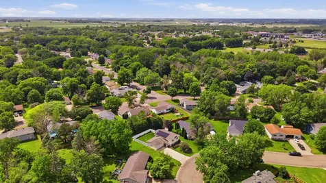 1950 Greenwood Drive Owatonna MN 55060