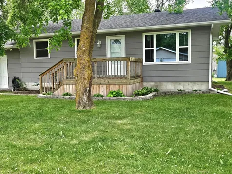 252 E Nelson Avenue Newfolden MN 56738