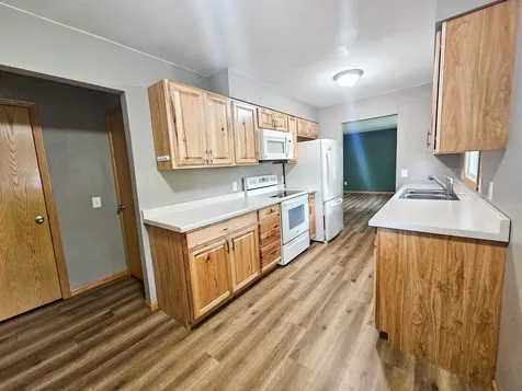 252 E Nelson Avenue Newfolden MN 56738