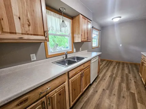 252 E Nelson Avenue Newfolden MN 56738