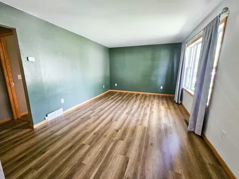 252 E Nelson Avenue Newfolden MN 56738