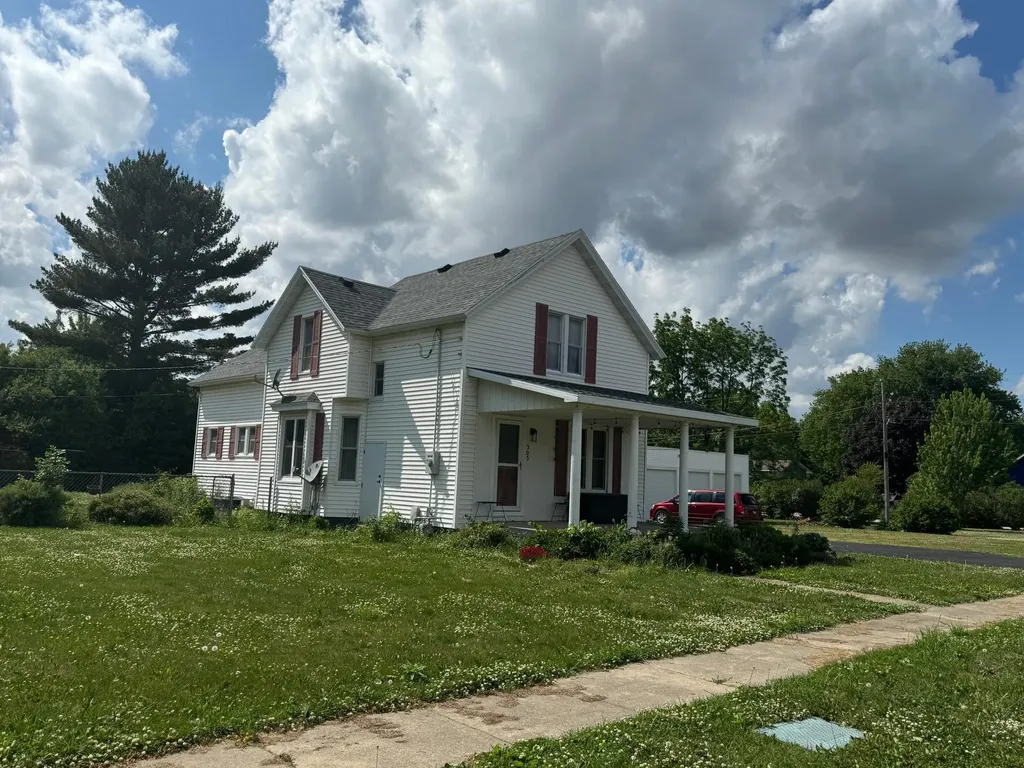 305 Mill Street N Brownsdale MN 55918