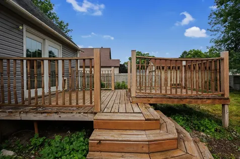 1304 10th Avenue NW Austin MN 55912