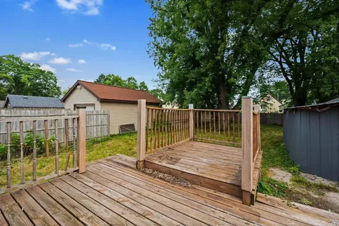 1304 10th Avenue NW Austin MN 55912