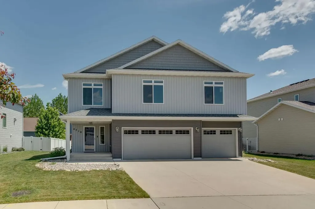 4718 54th Street S Fargo ND 58104