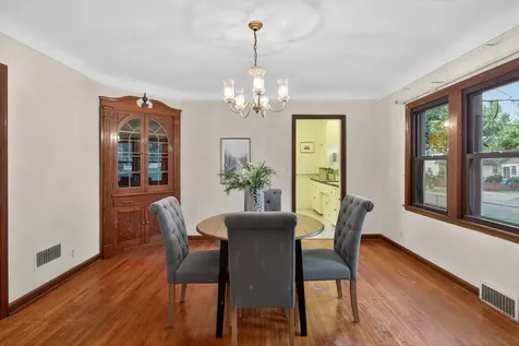 1262 Edgcumbe Road Saint Paul MN 55105