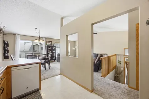611 36th Avenue S Moorhead MN 56560