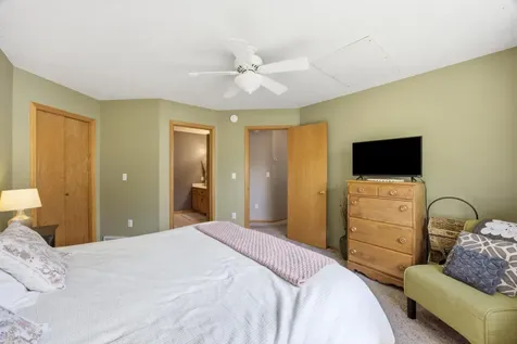 611 36th Avenue S Moorhead MN 56560