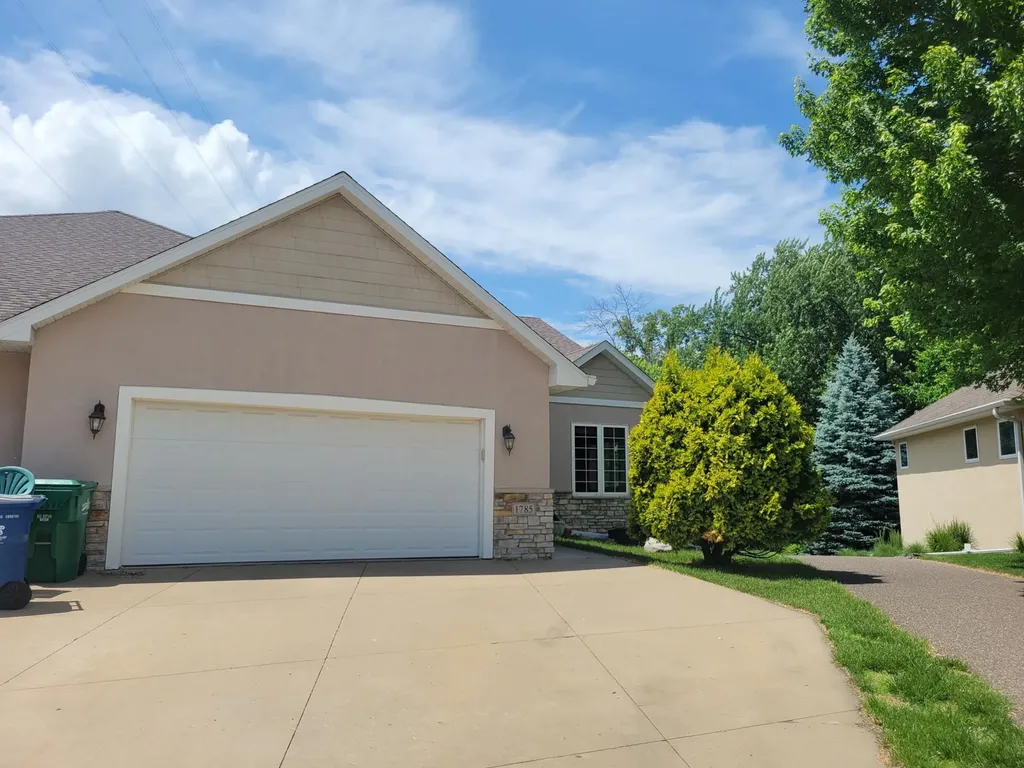 1785 Gettysburg Court Golden Valley MN 55427