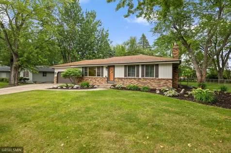 10157 Irwin Road Bloomington MN 55437