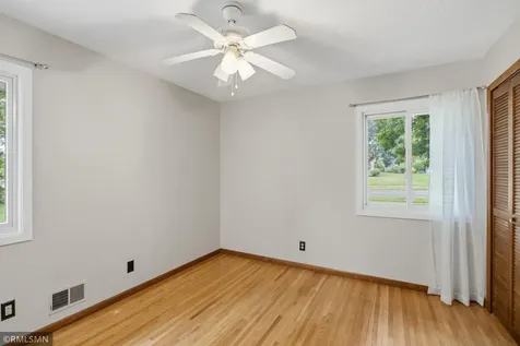 10157 Irwin Road Bloomington MN 55437